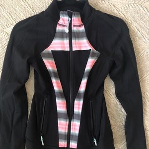 Ivivva Girl (Lululemon) Black Full Zip Jacket 10